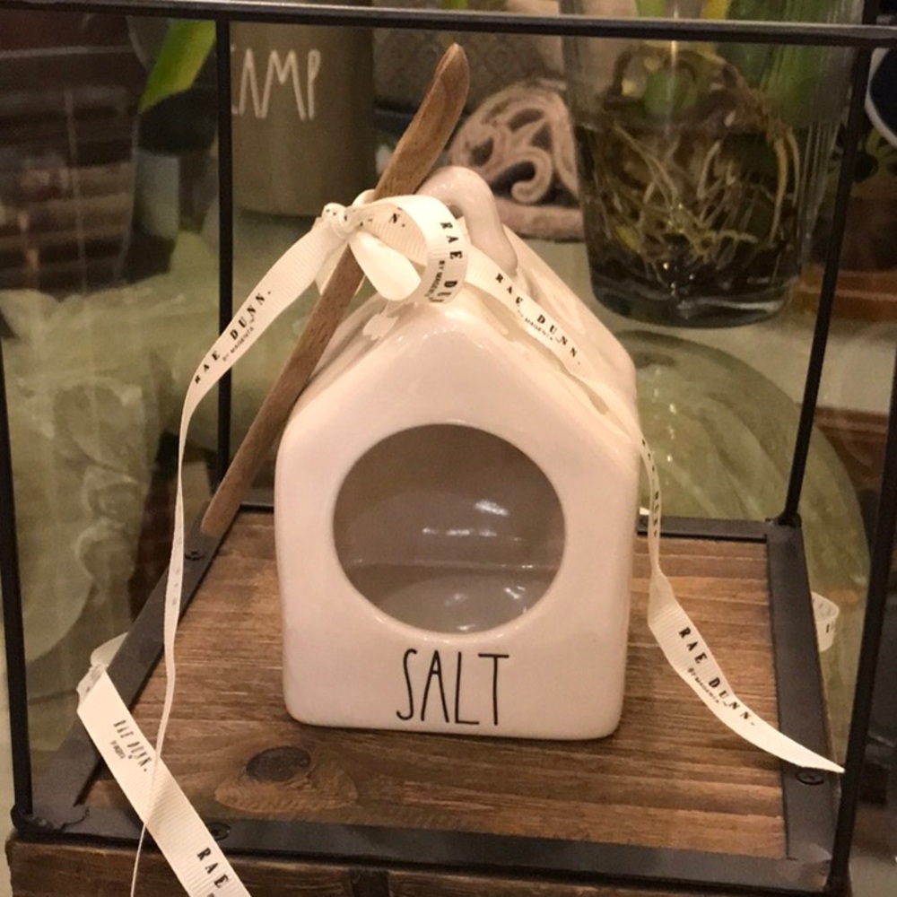 RAE DUNN. {SALT} Keeper w/Wood Spoon